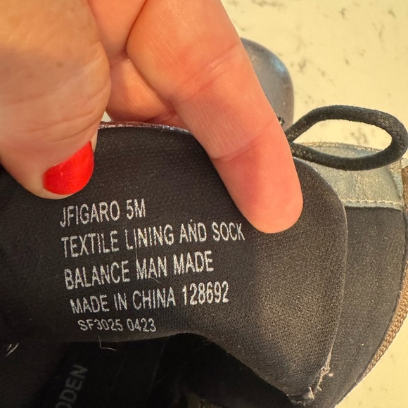 STEVE MADDEN KIDS Metallic Silver Lace-Up Boots Size 5 - Picture 4 of 5